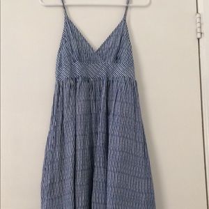 Gap women’s blue and white striped sundress
